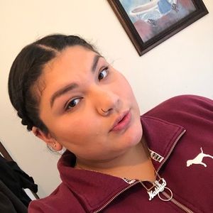 Meet your Posher, Natalia